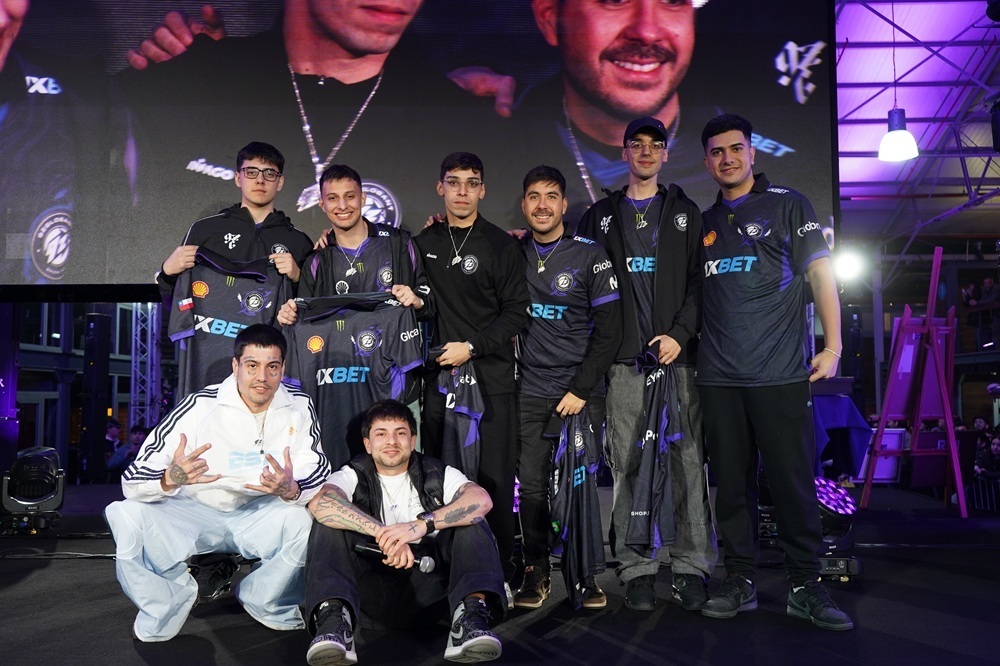 Duki y Frankkaster revolucionaron el Showmatch de 9z Globant ante cientos de fanáticos
