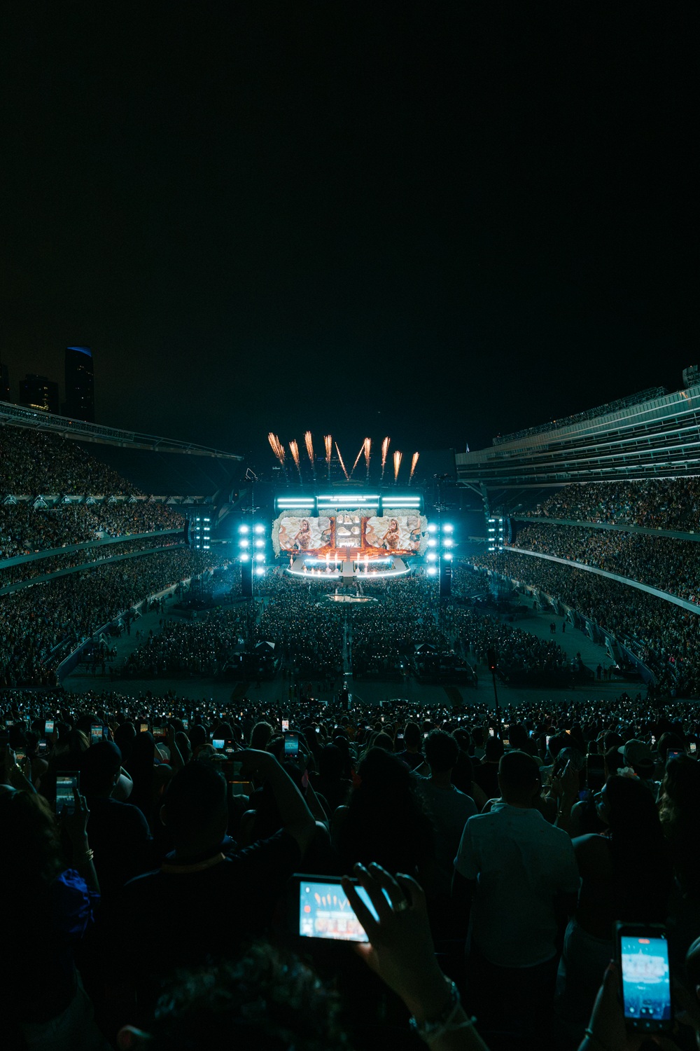 Credit baeth 20260725 KG TROPICOQUETA TOUR CHICAGO